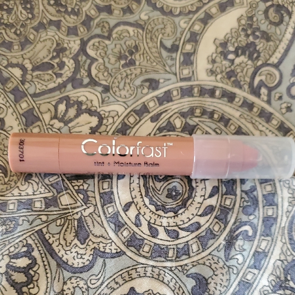 Sally Hansen Tint + Moisture Balm Nude